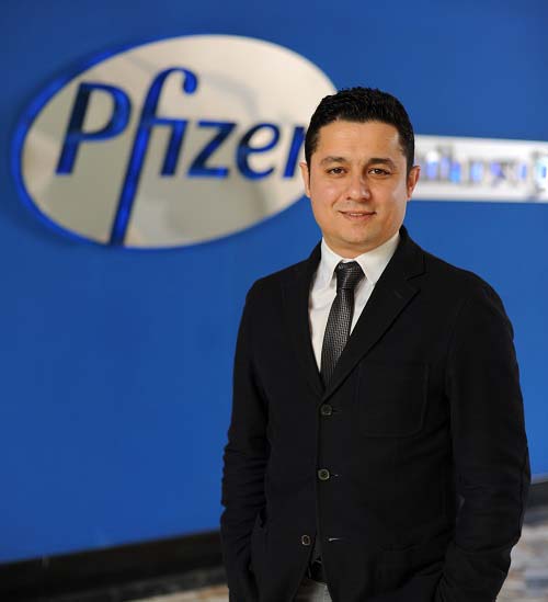 Eczacının Sesi :: Pfizer Gelişen Asya Aşı Medikal Liderliğine Op. Dr.  Egemen Özbilgili atandı