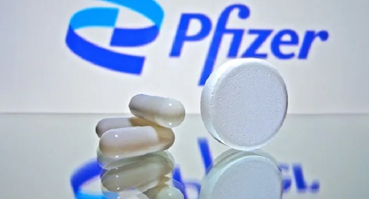AB’den Pfizer’in COVID-19 ilacına onay